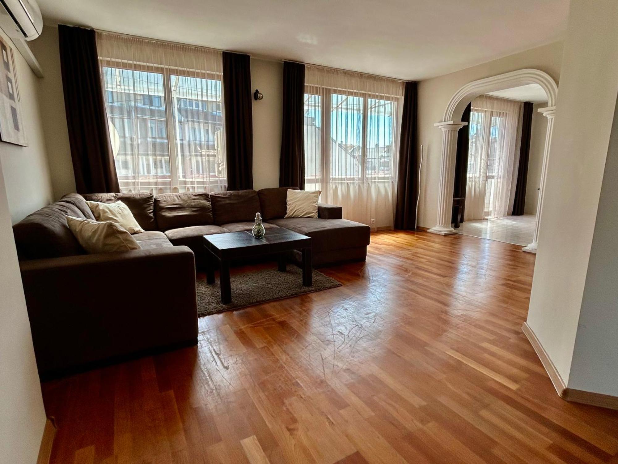 Fenix 2 Bedroom Apartment Varna Center Exterior photo